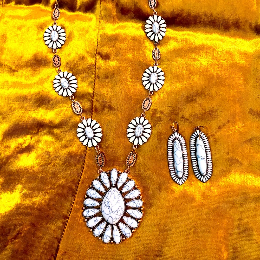 Rose gold and stone necklace and earrings set